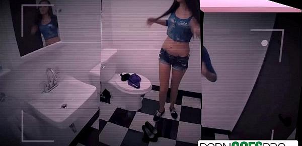  PornGoesPro - Teen Kendra Cole sucking a big hard dick in POV, big booty